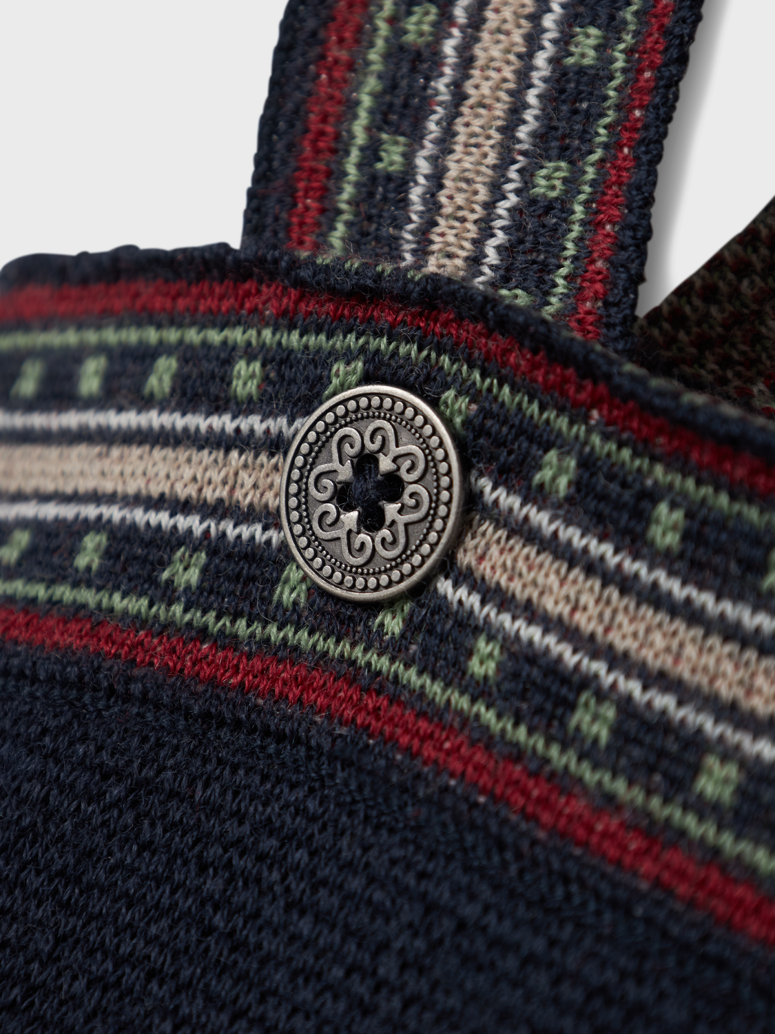 model_shot-front_full